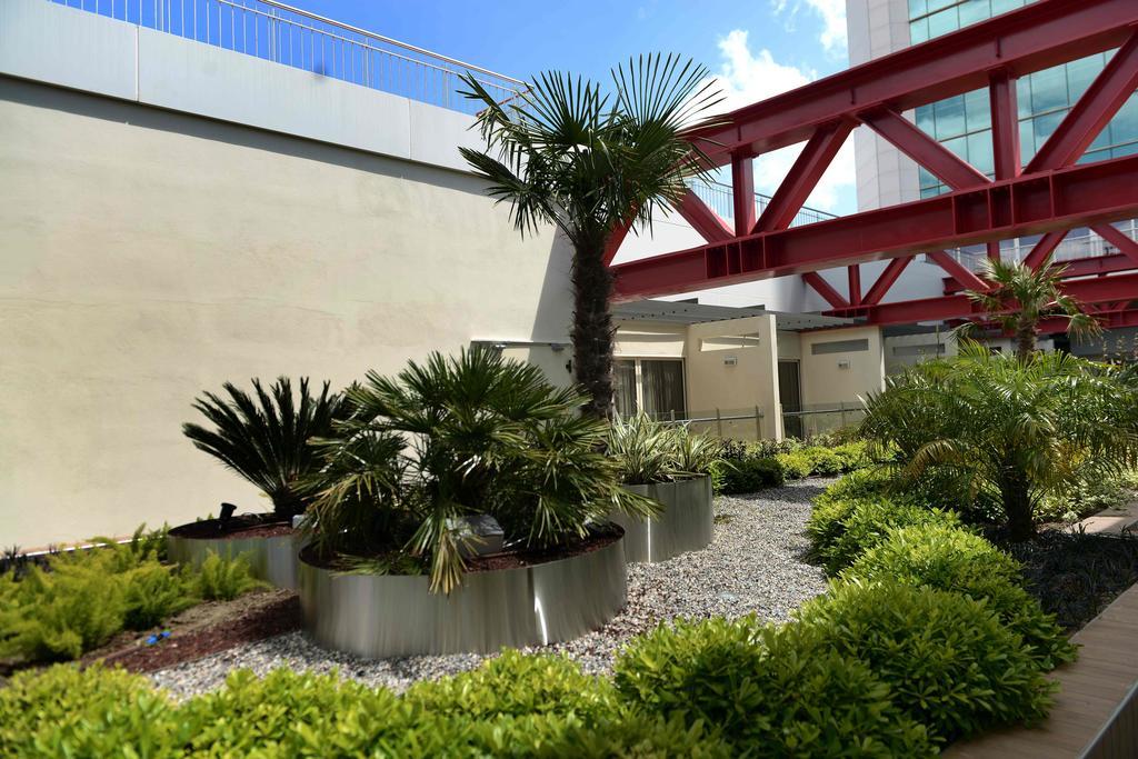 Ramada Encore By Wyndham İzmir Ngoại thất bức ảnh