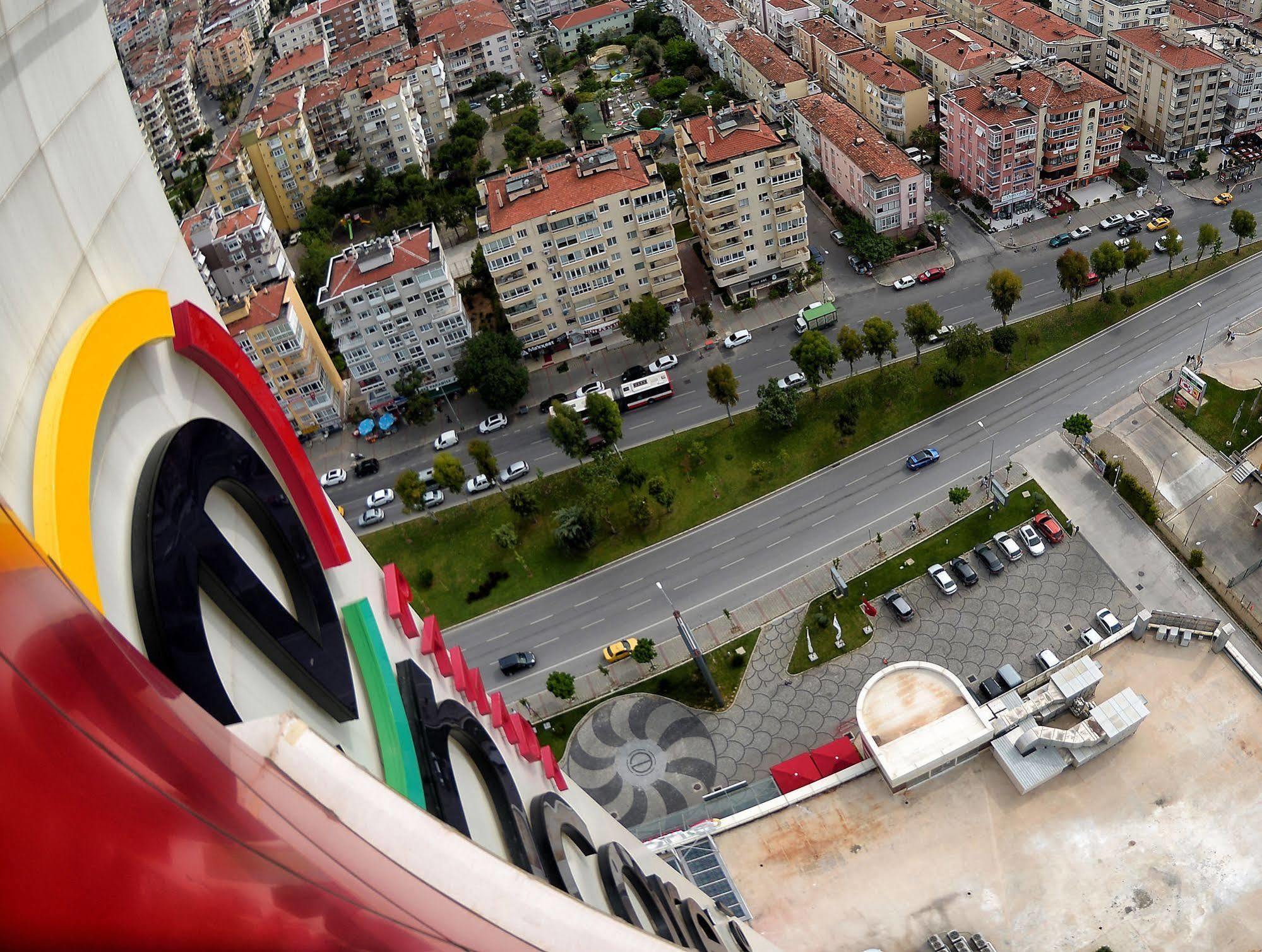 Ramada Encore By Wyndham İzmir Ngoại thất bức ảnh