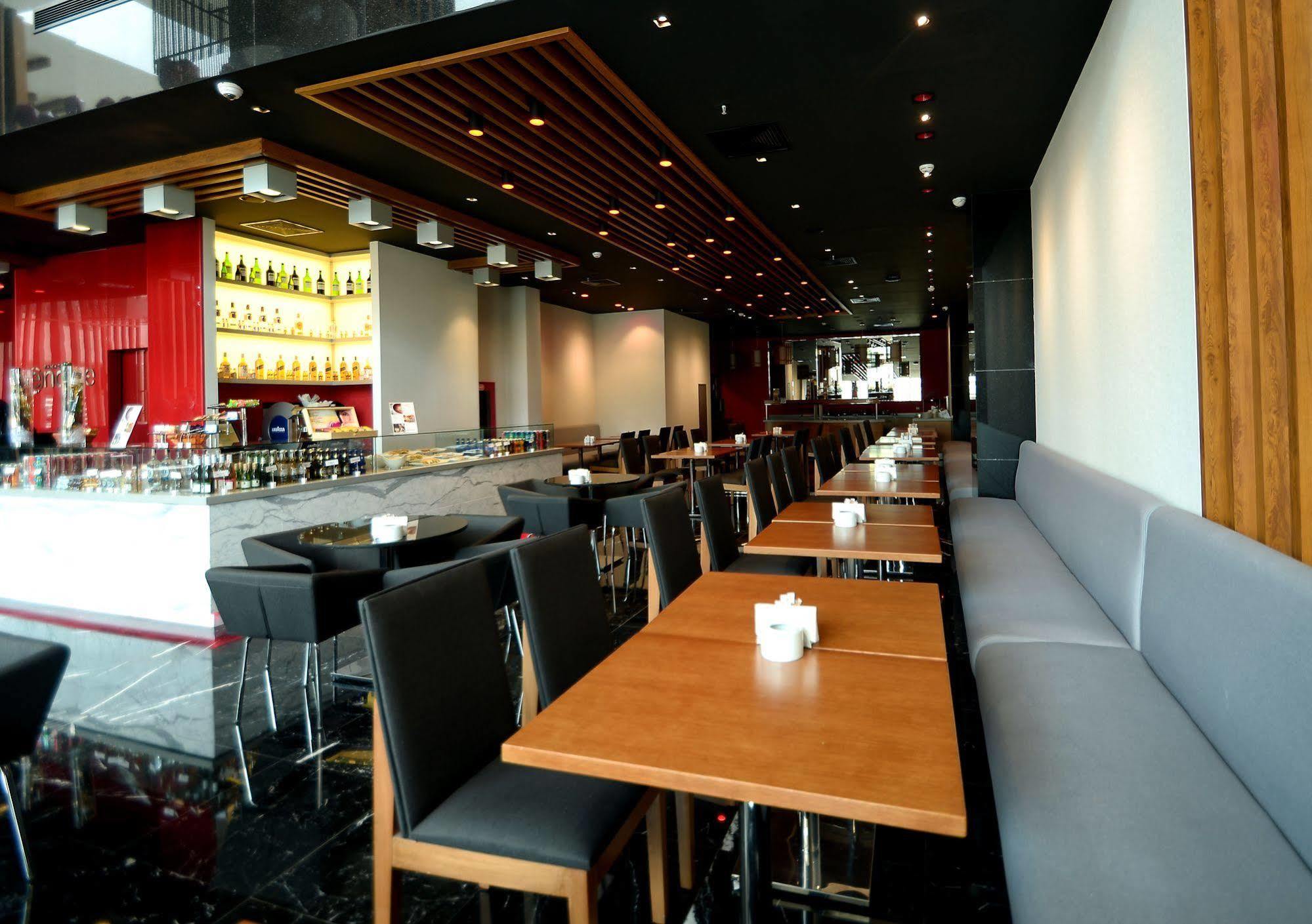 Ramada Encore By Wyndham İzmir Ngoại thất bức ảnh