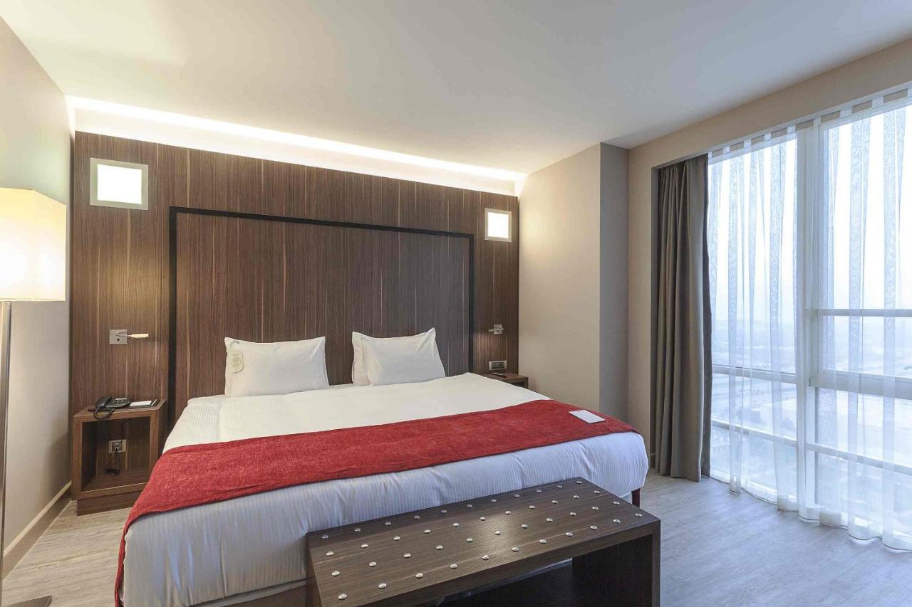 Ramada Encore By Wyndham İzmir Ngoại thất bức ảnh